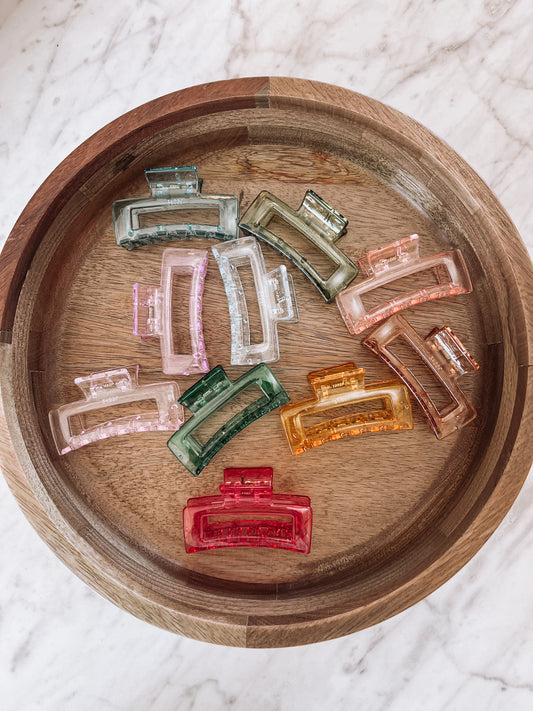 small spring claw clip